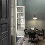 Eleven Luxury - Dimora Affrescata Del '500 A Pochi Passi Dall'acquario *