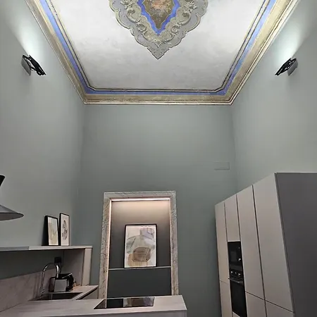 Appartement Eleven Luxury - Dimora Affrescata Del '500 A Pochi Passi Dall'acquario *