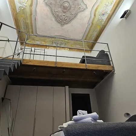 Eleven Luxury - Dimora Affrescata Del '500 A Pochi Passi Dall'acquario Genova