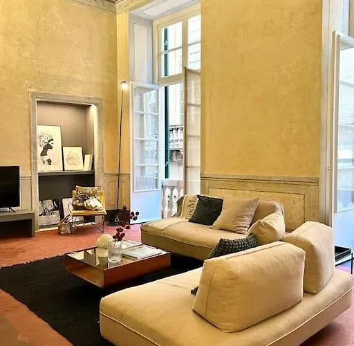 Eleven Luxury - Dimora Affrescata Del '500 A Pochi Passi Dall'acquario Janov