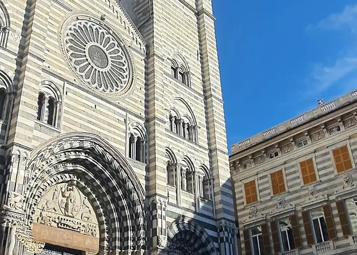 Eleven Luxury - Dimora Affrescata Del '500 A Pochi Passi Dall'acquario Apartman *