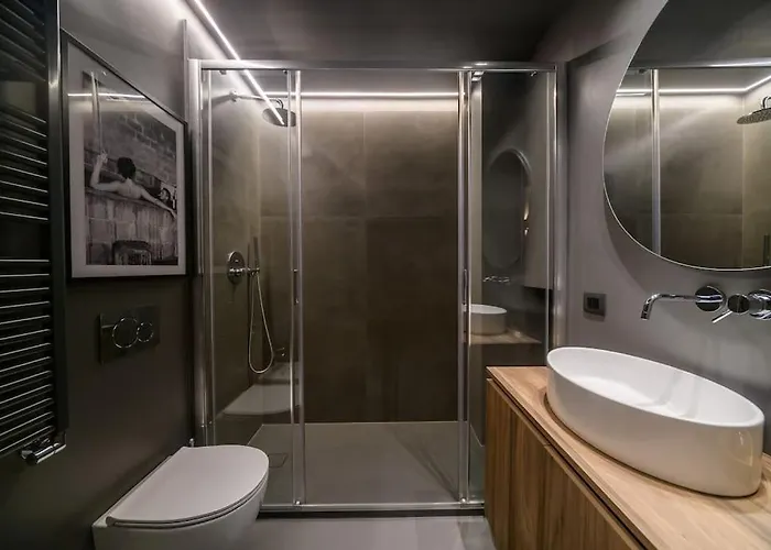 Apartmán Eleven Luxury - Dimora Affrescata Del '500 A Pochi Passi Dall'acquario *