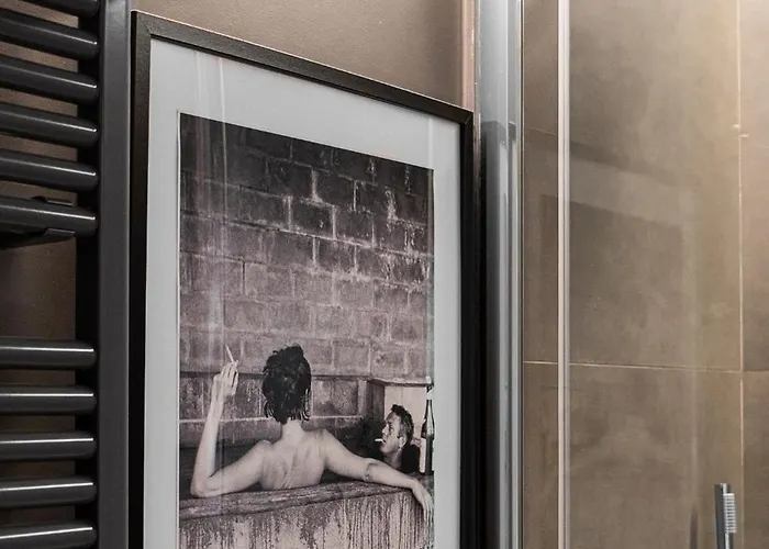 Eleven Luxury - Dimora Affrescata Del '500 A Pochi Passi Dall'acquario Apartmán Janov