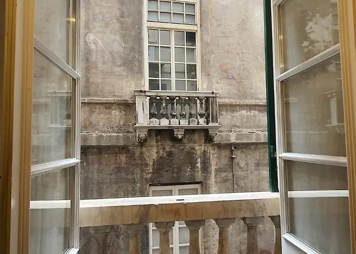 Eleven Luxury - Dimora Affrescata Del '500 A Pochi Passi Dall'acquario דירה ג'נובה