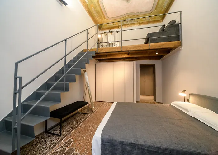 Apartmán Eleven Luxury - Dimora Affrescata Del '500 A Pochi Passi Dall'acquario