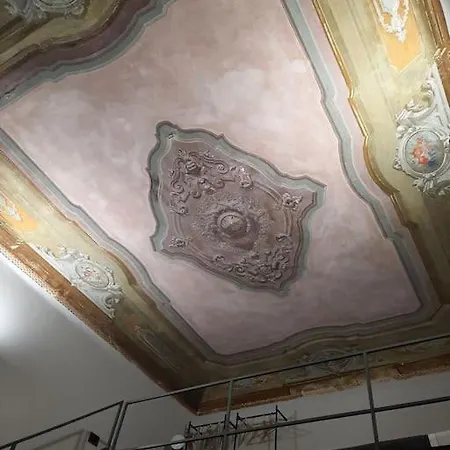Apartment Eleven Luxury - Dimora Affrescata Del '500 A Pochi Passi Dall'acquario Genoa