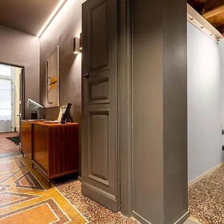 Apartment Eleven Luxury - Dimora Affrescata Del '500 A Pochi Passi Dall'acquario Genoa