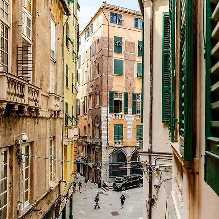 Apartment Eleven Luxury - Dimora Affrescata Del '500 A Pochi Passi Dall'acquario Genoa